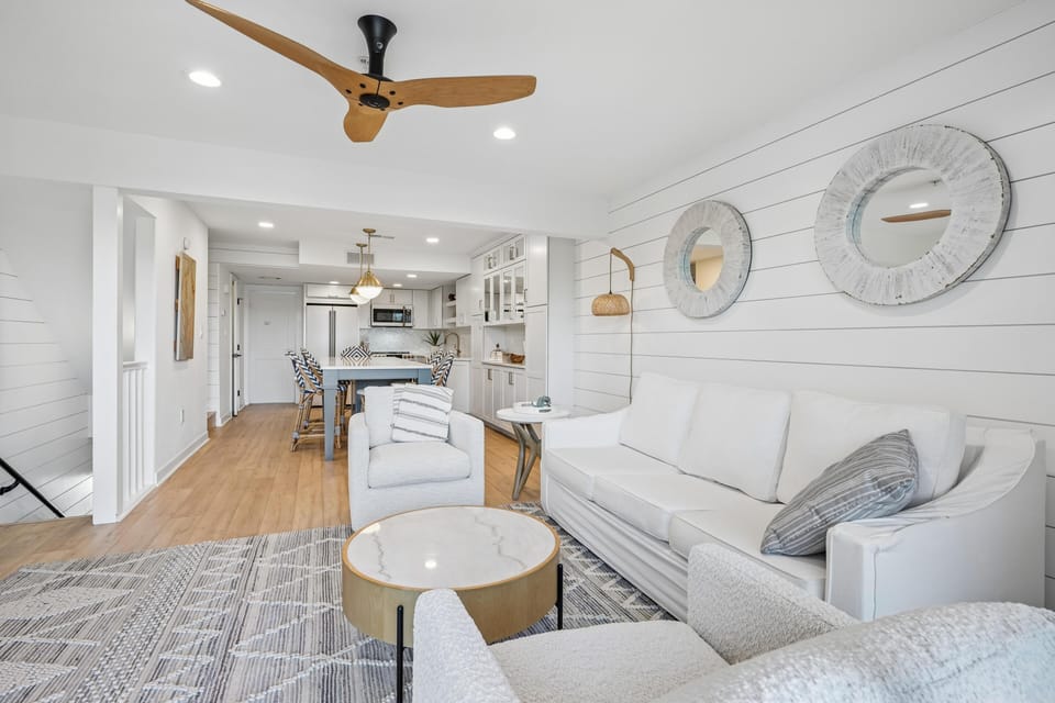 Group,Living Room,