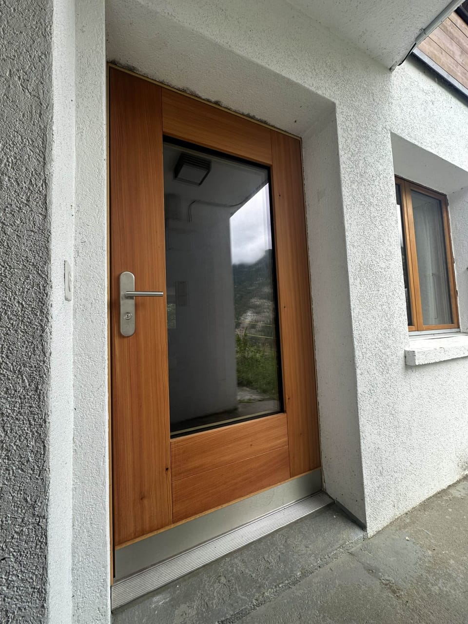 Private entrance to the lower apartment
