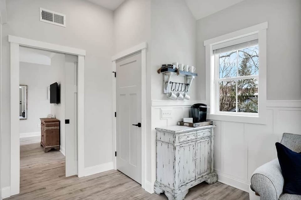 Blue Heron Suite 