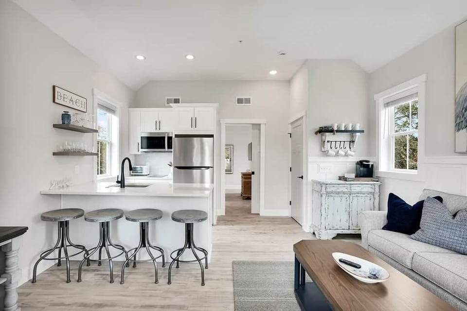 Blue Heron Suite 