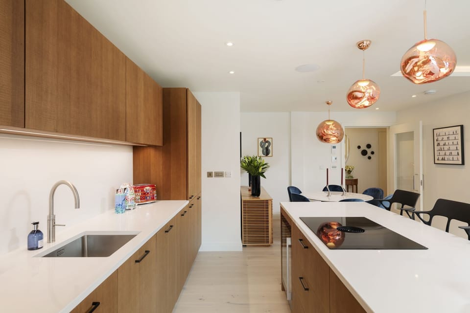 Open plan kitchen - 4 The Reach