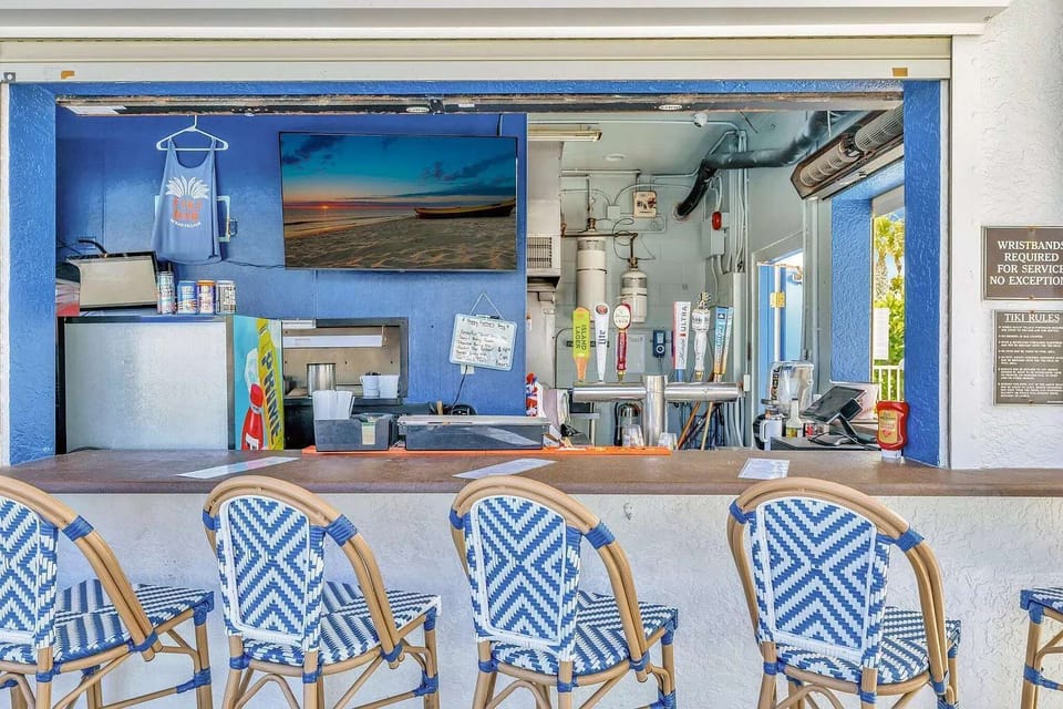 Grab your favorite drink and relax in our bar.