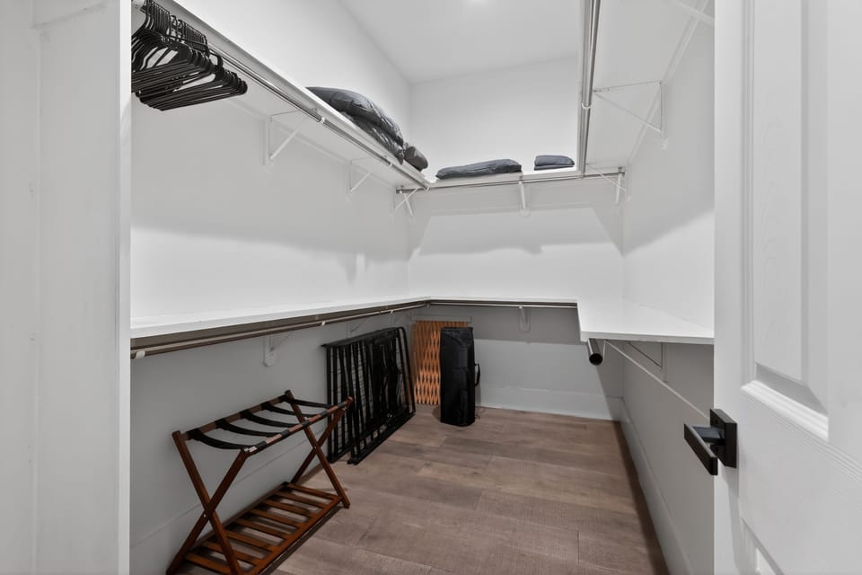 Bedroom 1 Walk-In Closet
