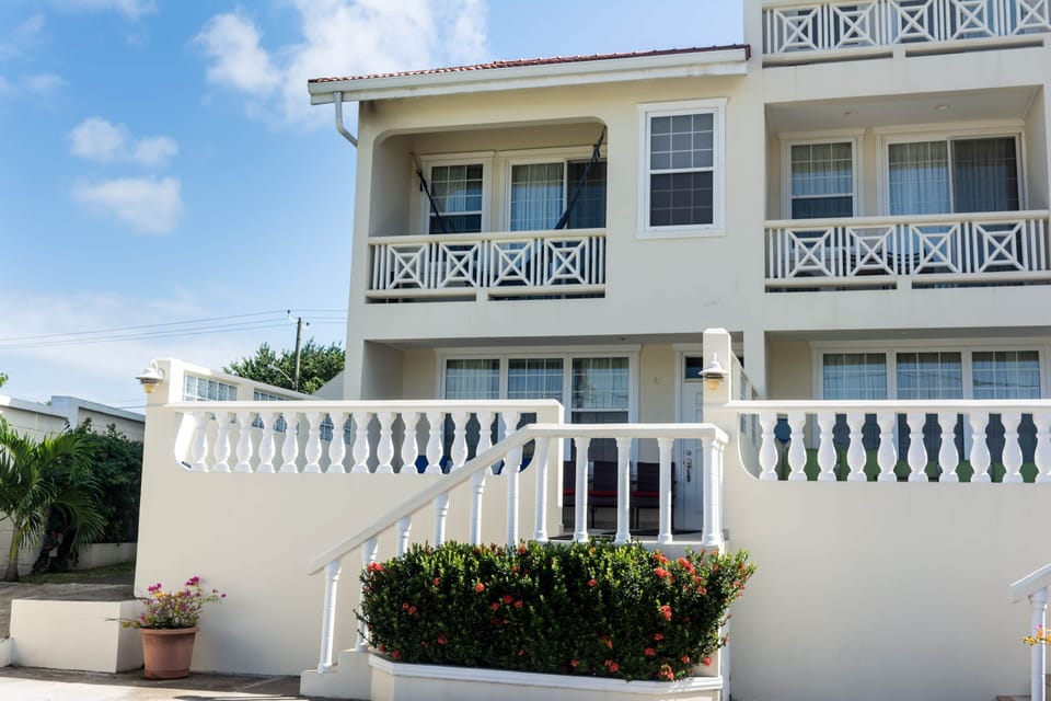 Unit 6 Coast Lux Townhomes
