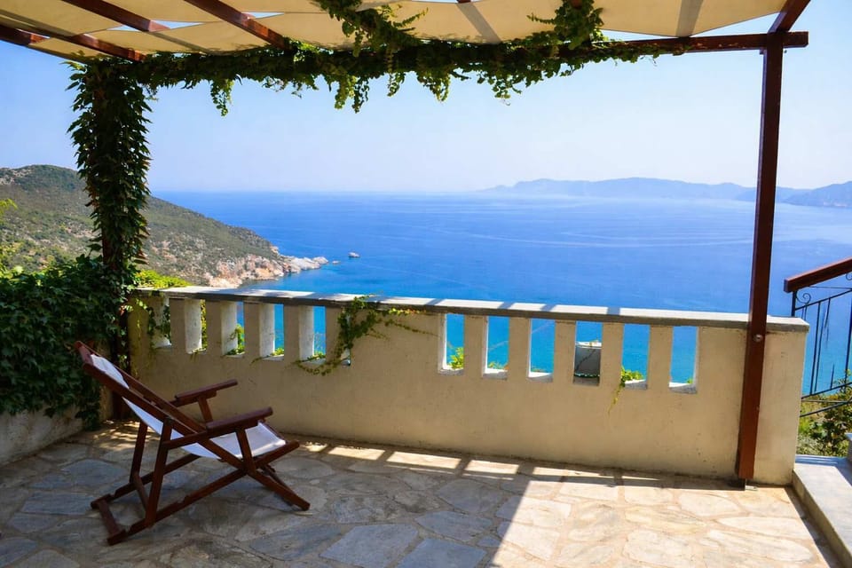 Terrace with a view, made for slow mornings.