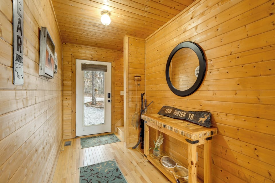 Entryway | Main Floor