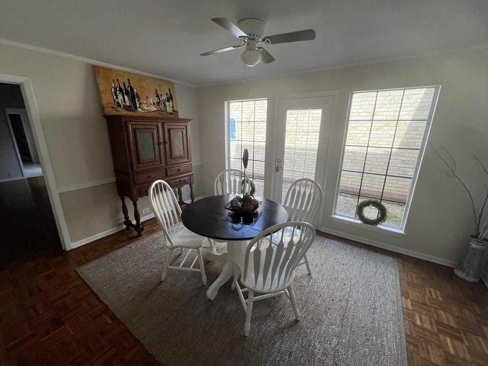 Dinning Room 2