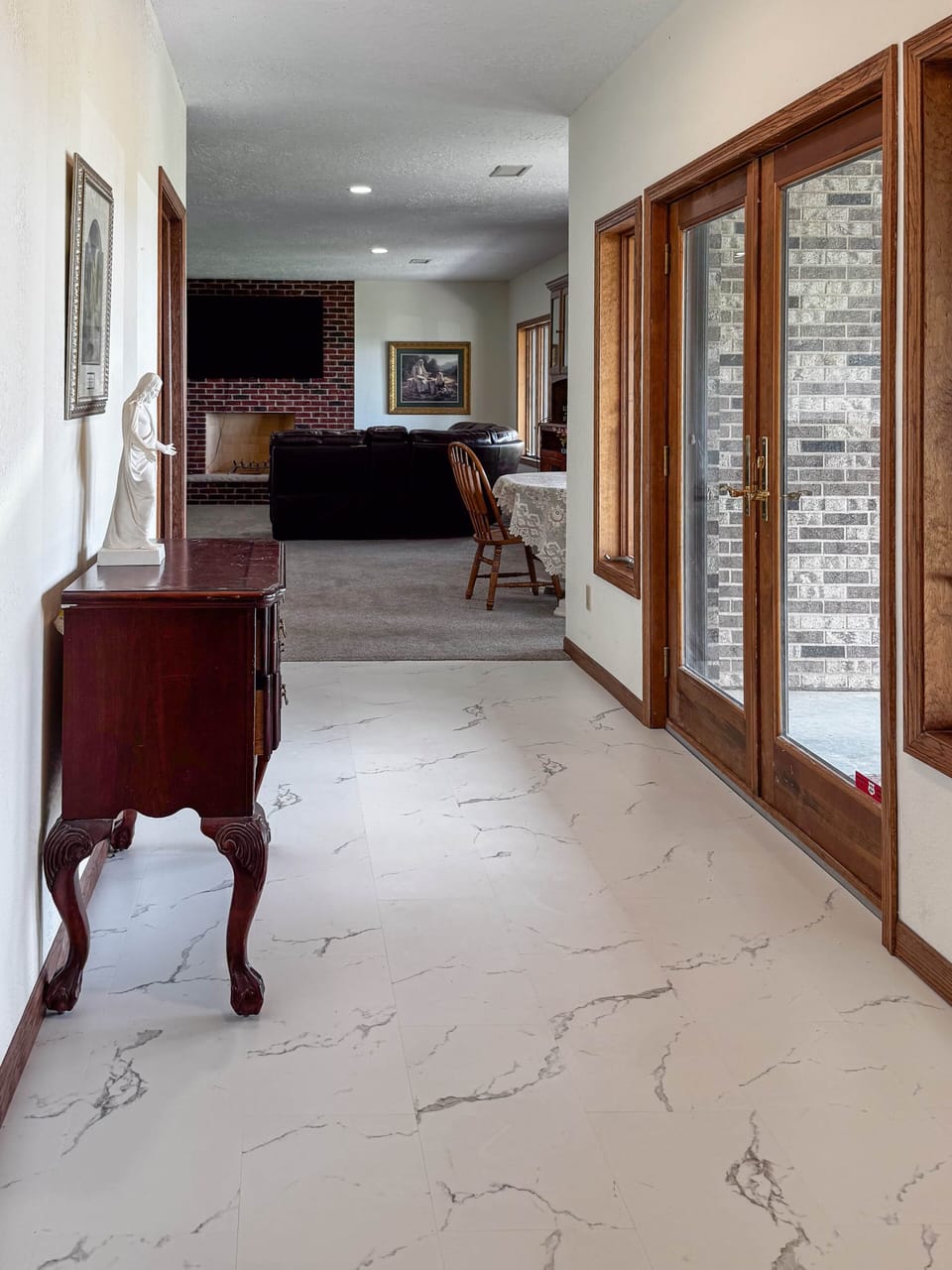Schwanbasemententry