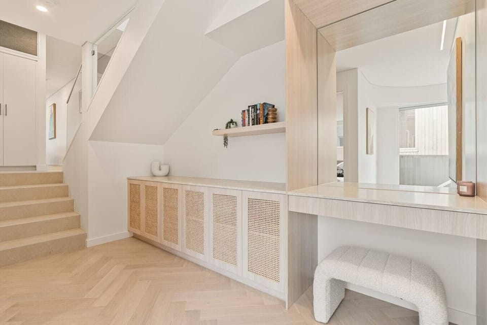 A welcoming entrance with light-filled interiors and beautifully crafted contemporary finishes.