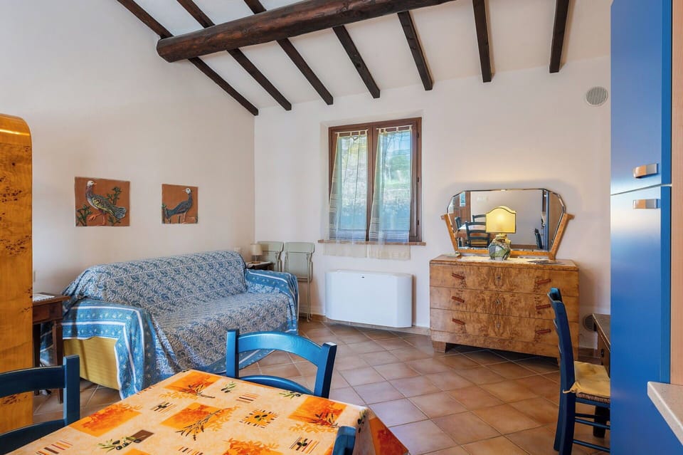 Autumn, Kitchen, Spring, Summer