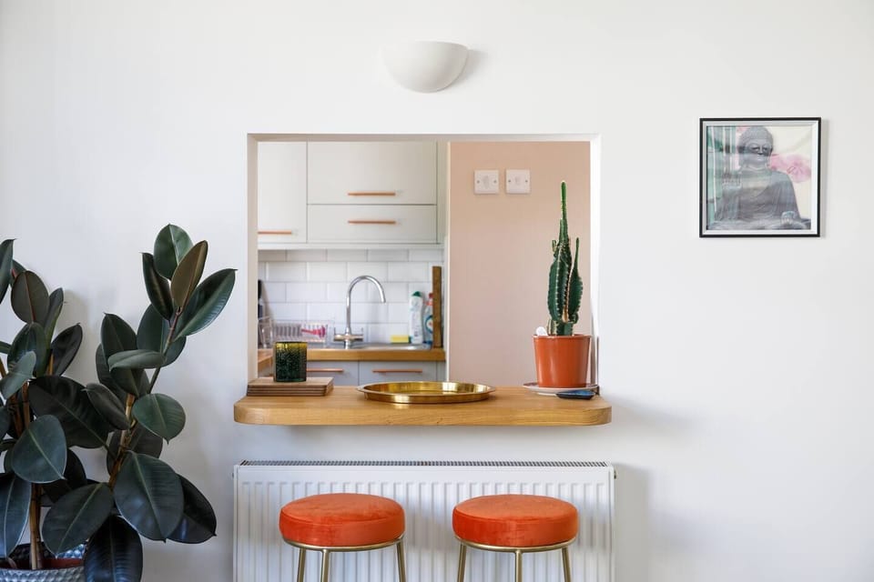 Breakfast bar 