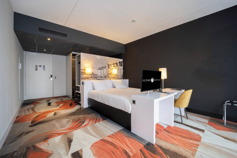 Unit with 2 Twin size beds