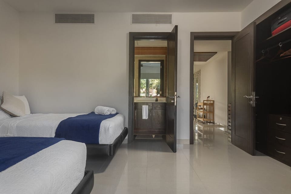 Mareazul Beachfront Resort, Playa Del Carmen Bedroom 2