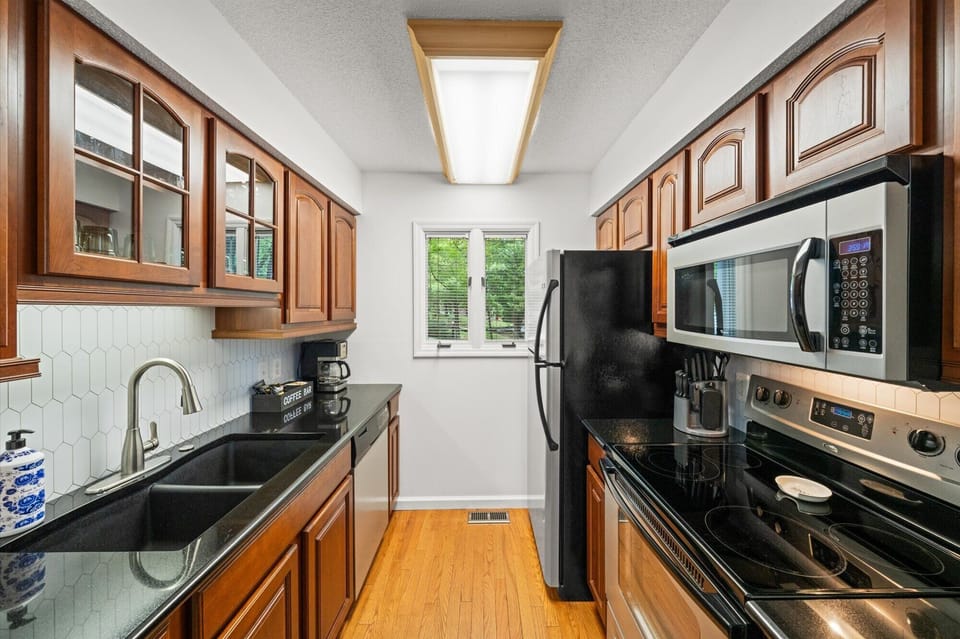 Fully equipped kitchen