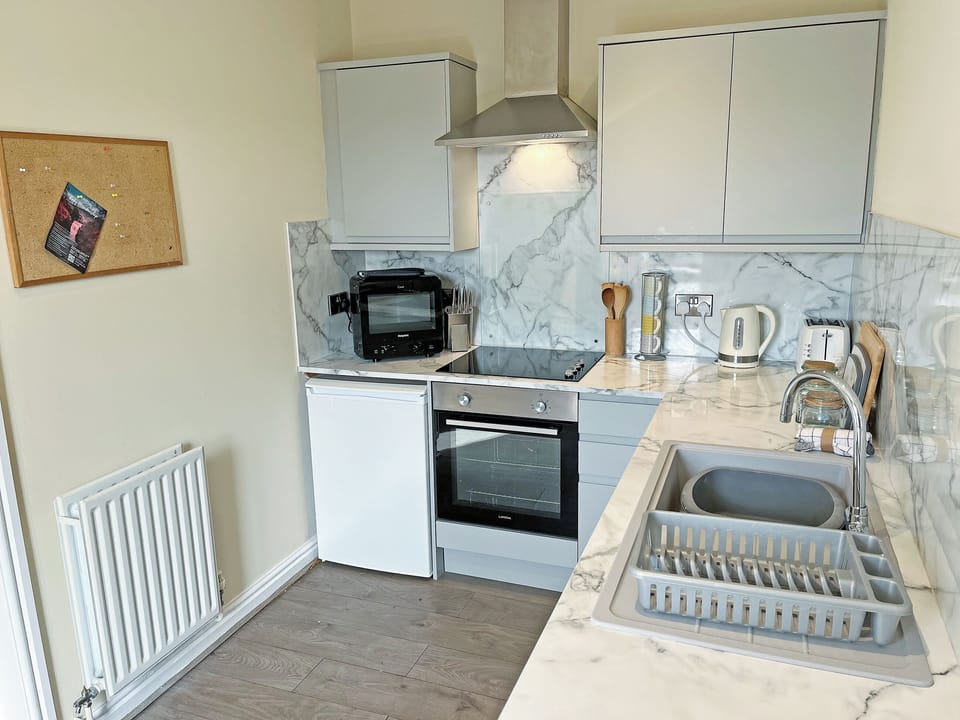 Kitchen/diner | Hawthorn Cottage - Hillcrest Country Park, Caldwell, Richmond