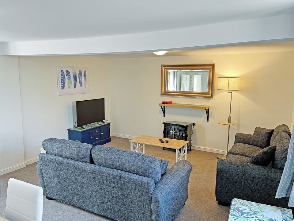 Living area | Ivy Cottage - Hillcrest Country Park, Caldwell, Richmond