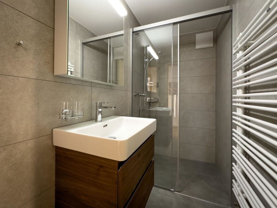 Flooring, Floor, Bathroom Sink, Plumbing Fixture, Interior Design, Bathroom, Sink, Bathroom Cabinet, Plumbing, Tap