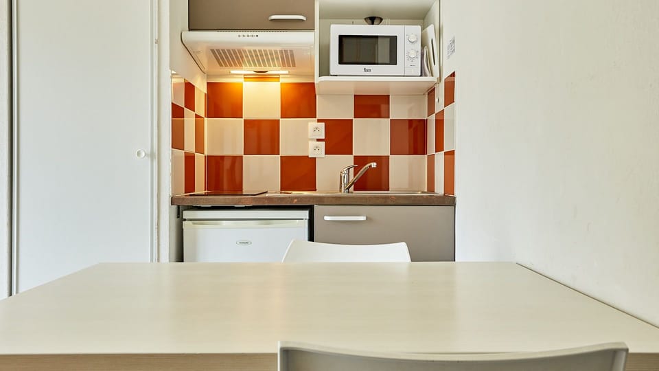 Make a tasty meal in your own kitchen!