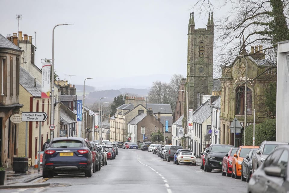 Auchterarder Town Centre – 2 miles