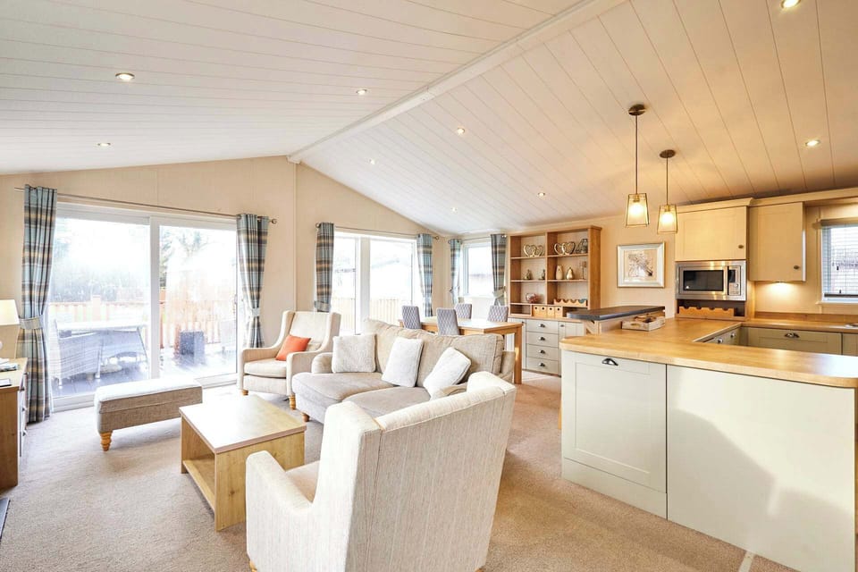 Little Gem Lodge, Amotherby- Host & Stay 