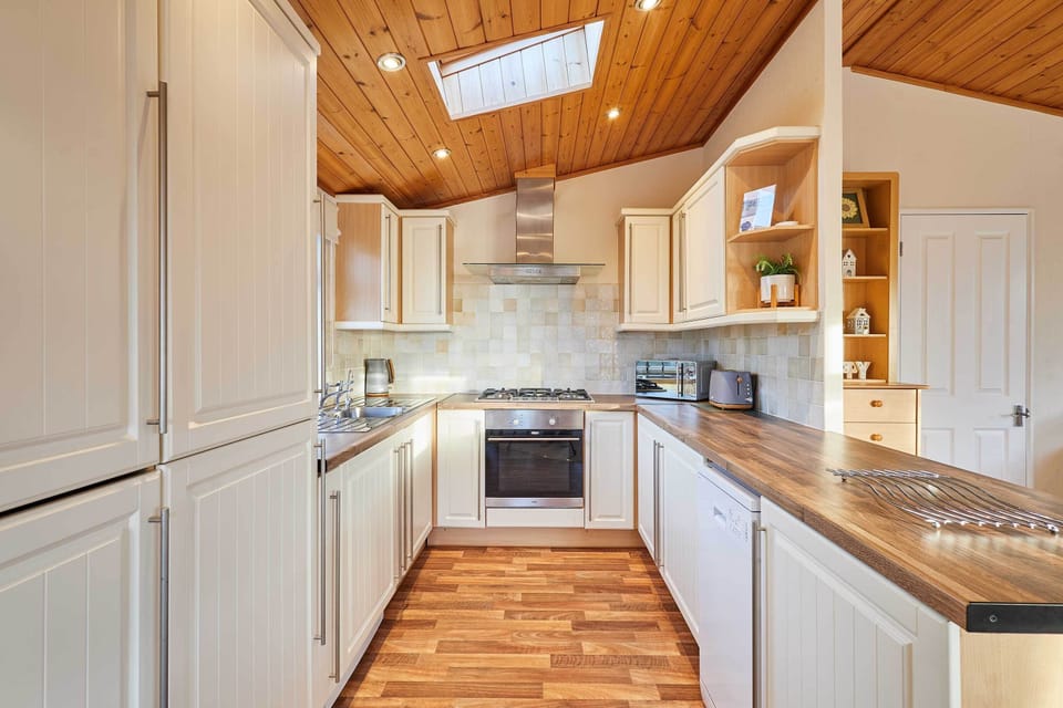 Mandarin Lodge, Amotherby- Host & Stay