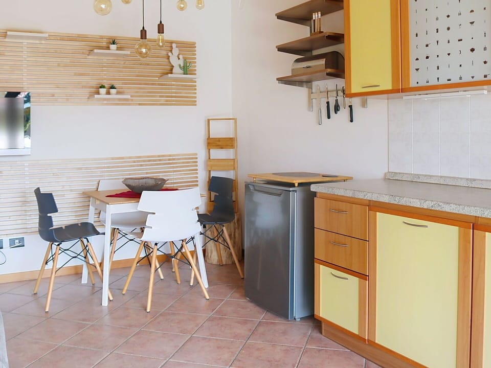 Apartment, Resort, Balcony, Hotel, Swimming Pool, Resort Town, Beach