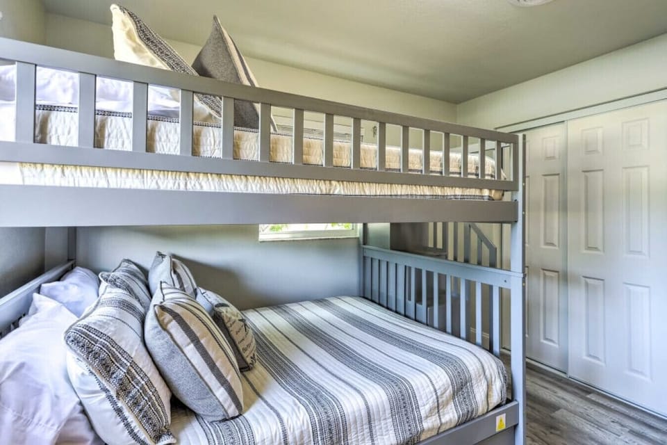 Bedroom 3 (Bunk Room) | Full Over Full Bunk & Bright Windows