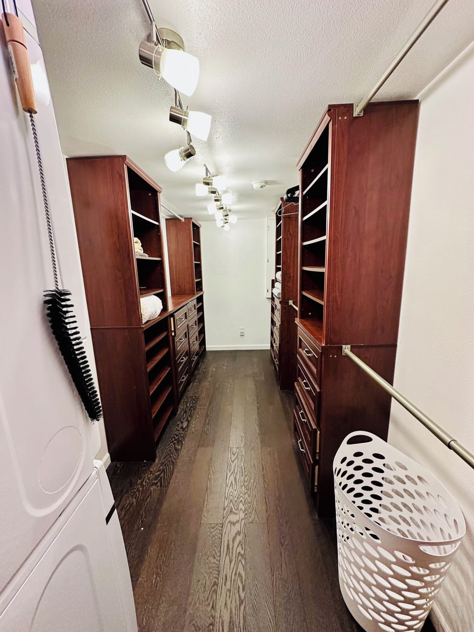 W/D is front of spacious master walk-in closet