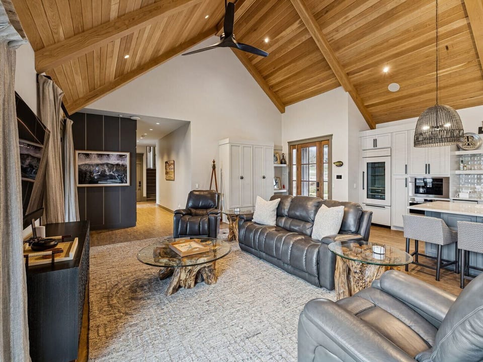 Living Room with open concept to kitchen