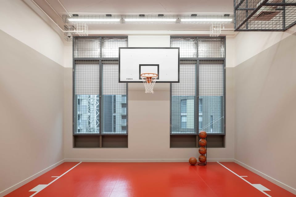 Sport court
