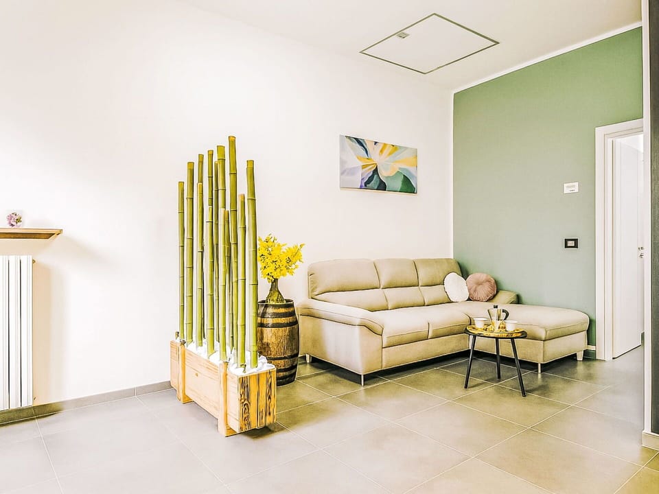 Furniture, Interior Design, Flooring, Wall, Floor, Wood, Home, Lighting, Room, Couch