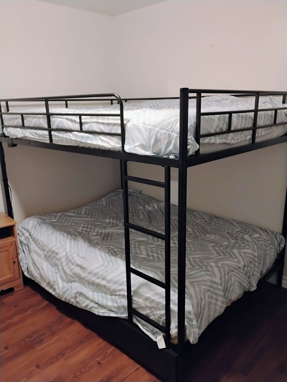 Double Bunk Beds - Sleeps 4