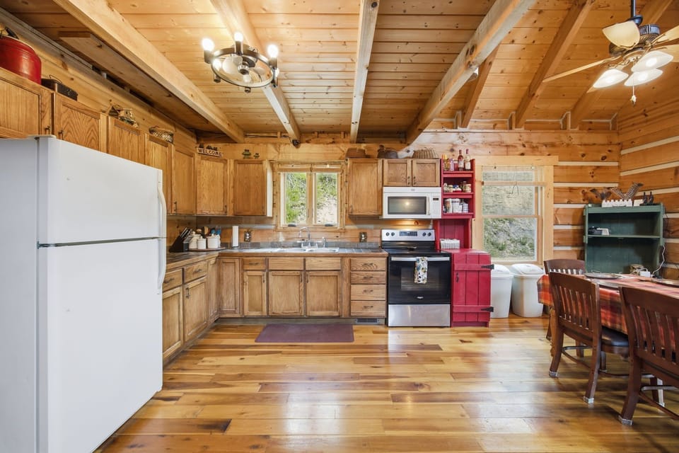 Main floor kitchen