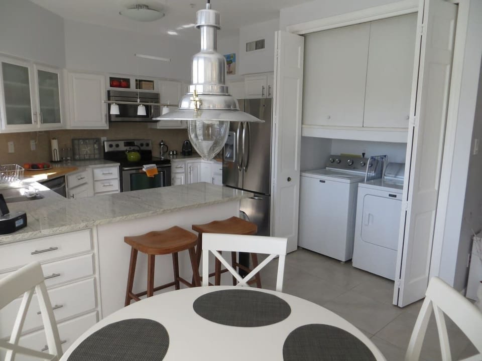 Full size washer & dryer