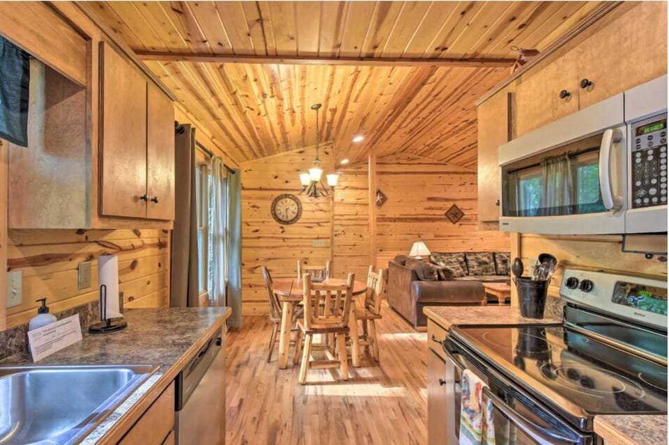 Full Kitchen
