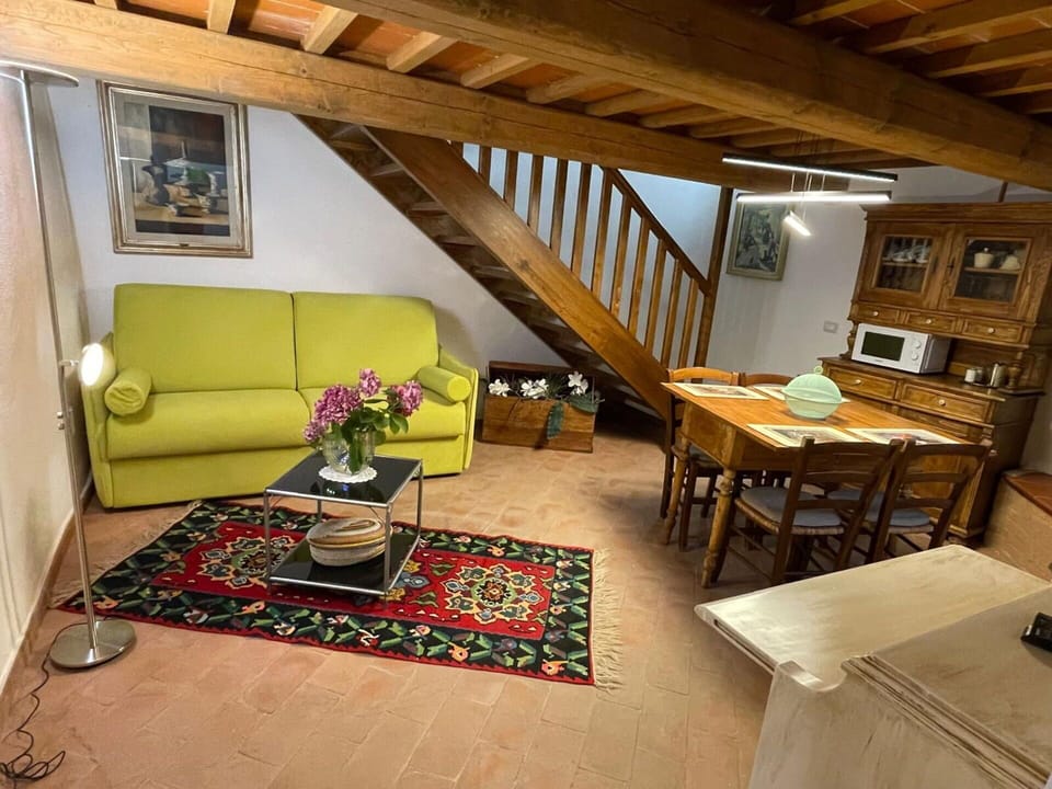 Autumn, Living Room, Spring, Summer
