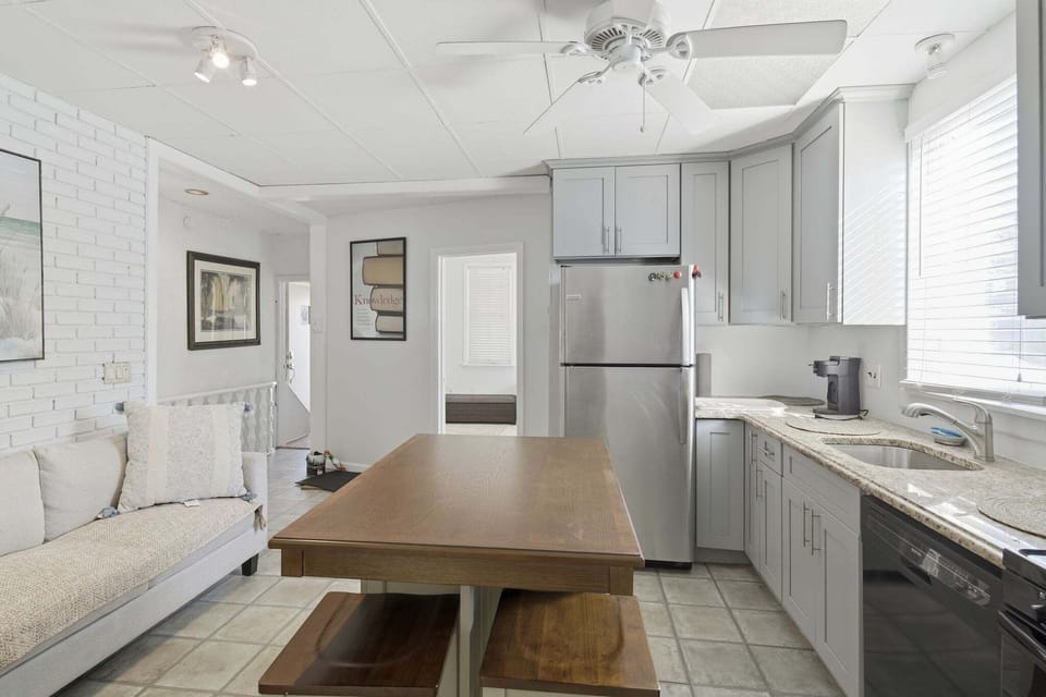 Indoors, Furniture, Table, Kitchen, Appliance