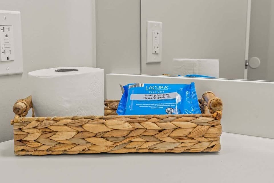 Bathroom amenities