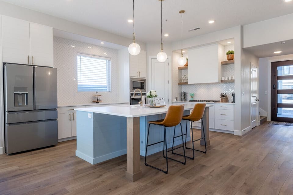 Fully Stocked Kitchen with Island