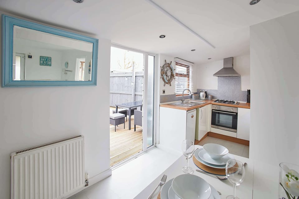 Aurora Shore, Cleethorpes - Host & Stay