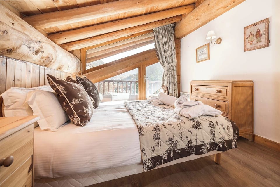 Drift into a peaceful slumber, wrapped in the warmth and softness of our premium linens.