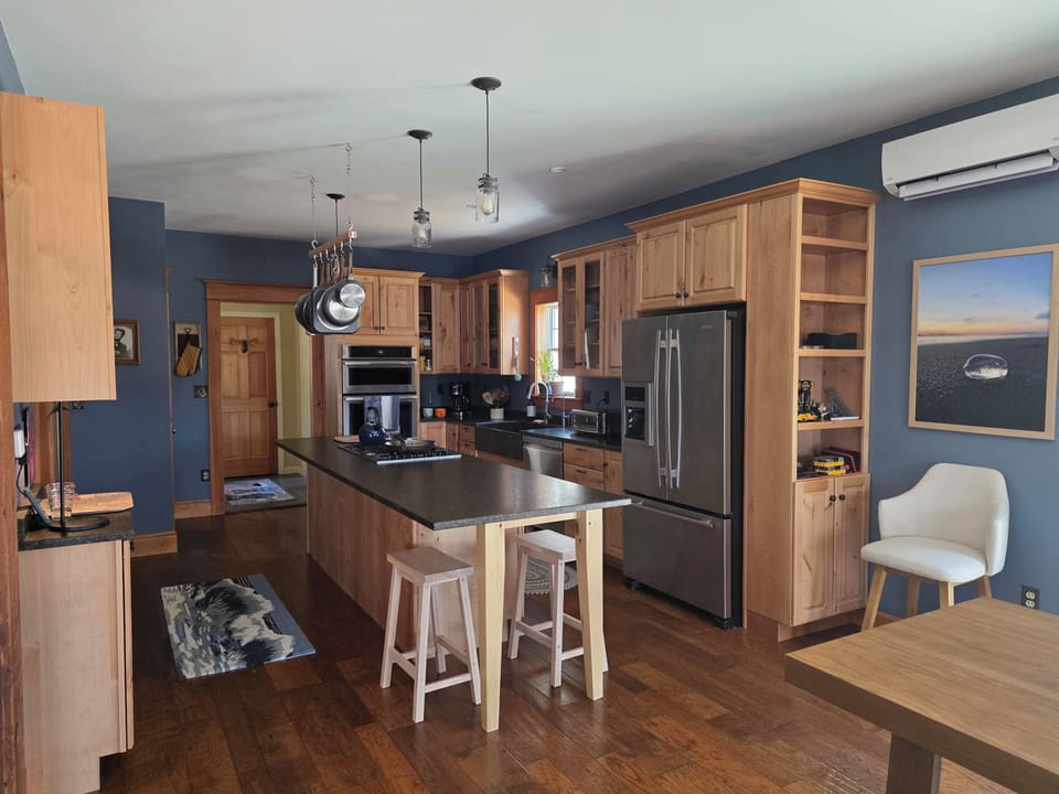 Granite counters, gas cooktop, Penzey's spices, we love cooking in this kitchen.