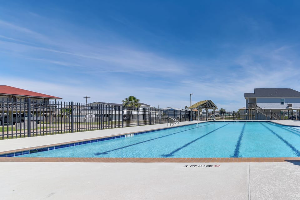 Walk to Community Pool
