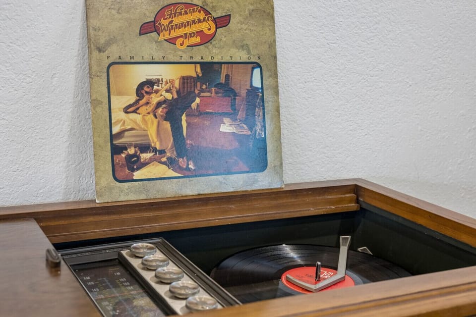 Living Room | Vintage Record Player | Vinyl Record