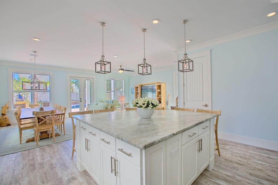 Kitchen/living
