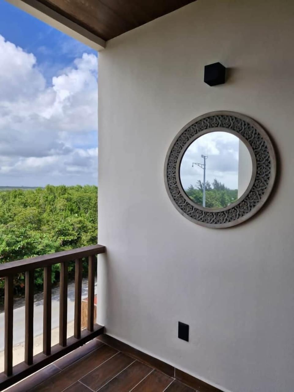 balcony