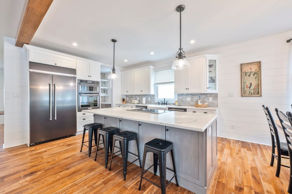 Enjoy meals at this inviting breakfast bar.