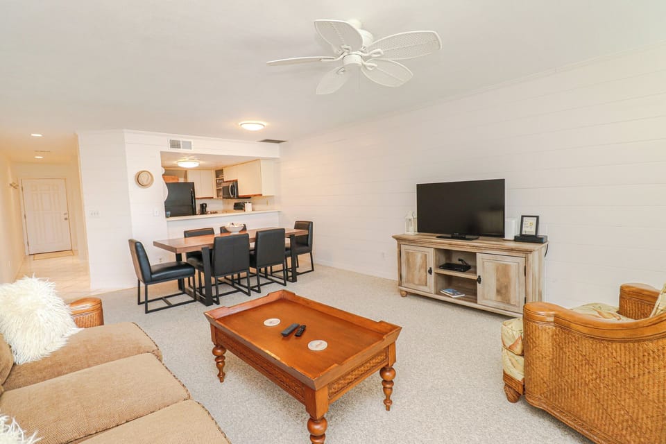 St. Augustine Beach Rentals Living Room