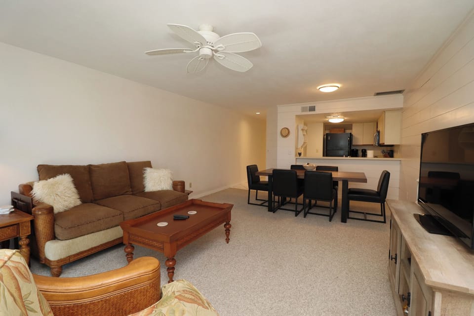 St. Augustine Beach Rentals Living Room