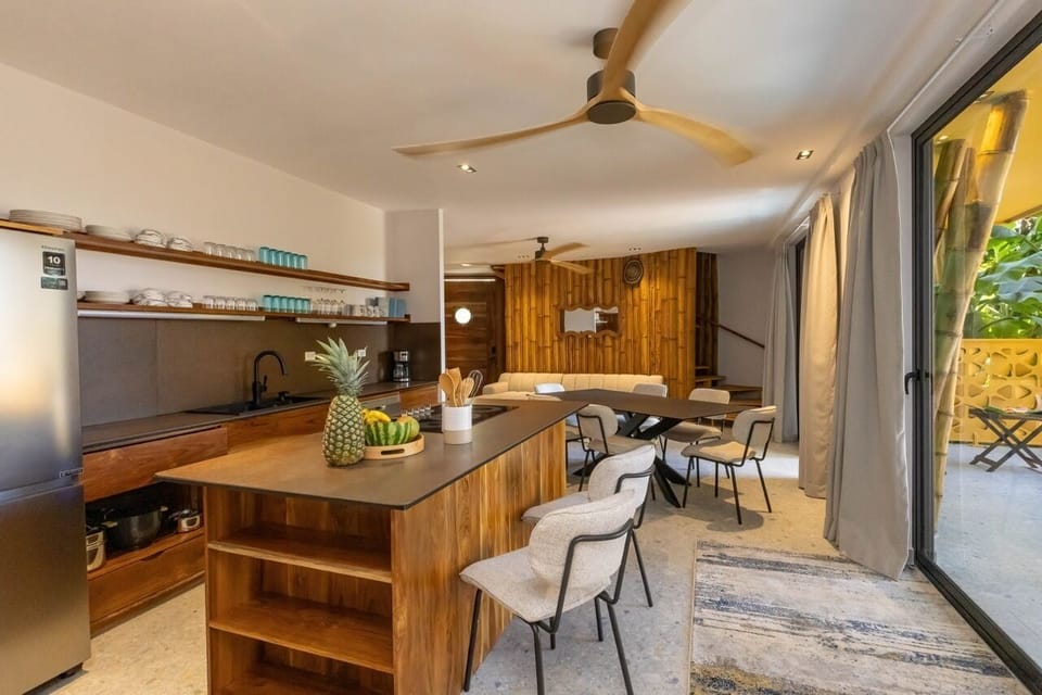 Dos Olas  Ocean-Inspired Luxury Villa (3031)